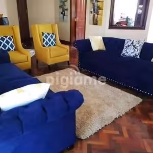 chester field sofa set
